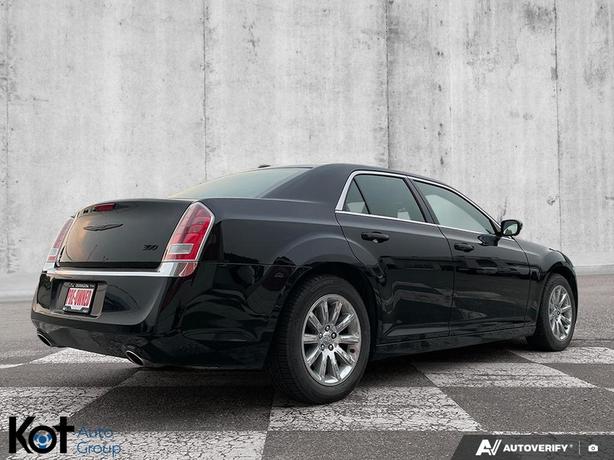 2014 Chrysler 300 Touring | RWD | Leather Trim | Bluetooth | Engine Block Heater image 5