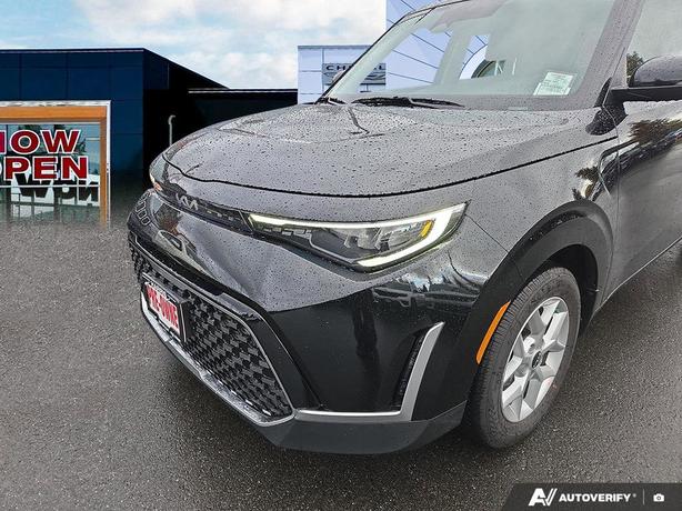 2025 Kia Soul EX | No Reported Accidents | One Owner | Low KM!! image 8