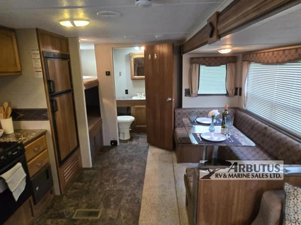 Used 2015 Keystone RV Springdale 267BHSEWE image 3