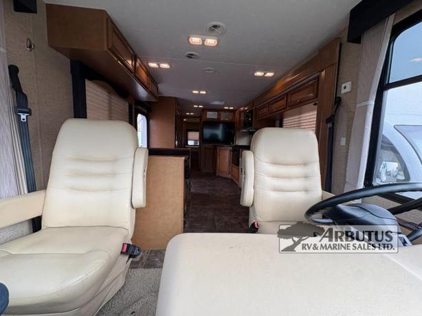 Used 2013 Newmar Bay Star Sport 3310 image 6