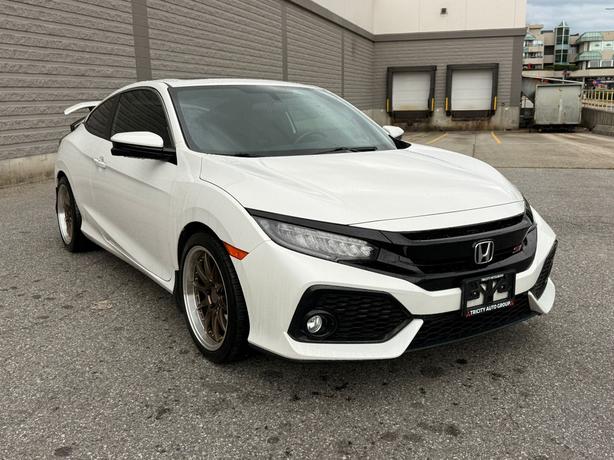 2017 Honda Civic Coupe Si - Manual Transmission, No Accidents, Sunroof image 4