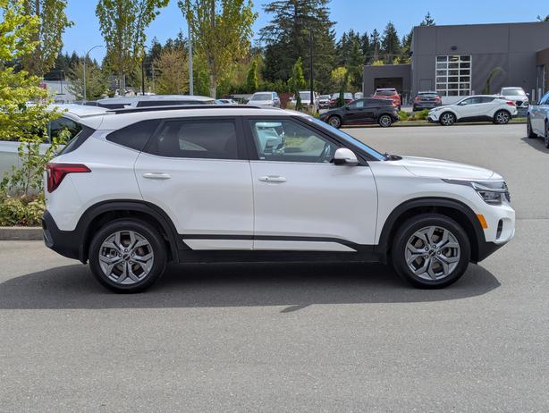 2024 Kia Seltos S - No Accidents, AWD, Heated Seats image 5