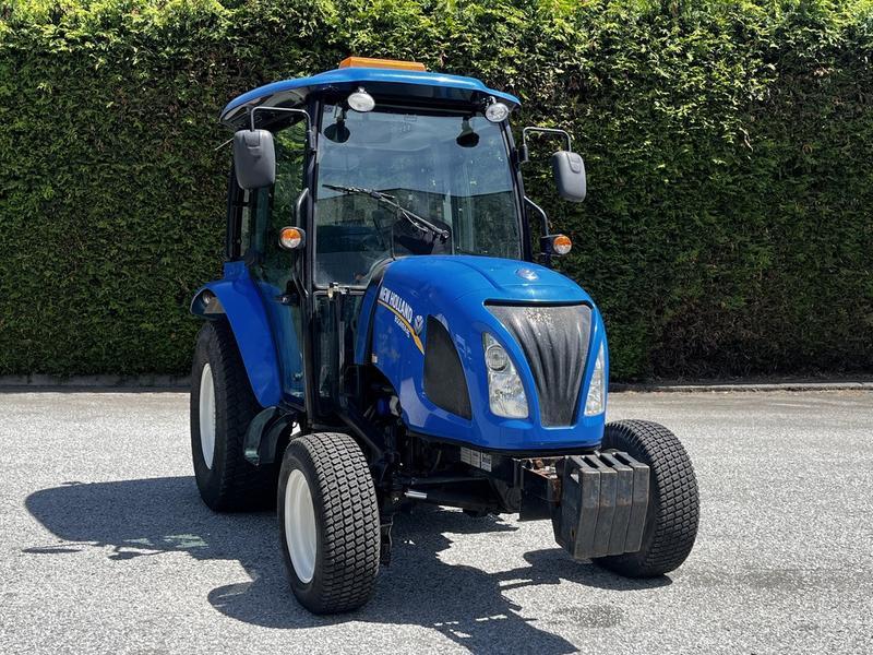 2018 New Holland Boomer 45 Farm Tractor 4WD Diesel display photo