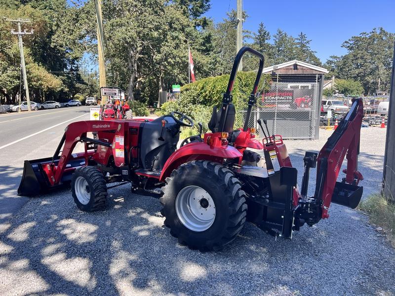2024 Mahindra 2600 Series 2638 HST display photo