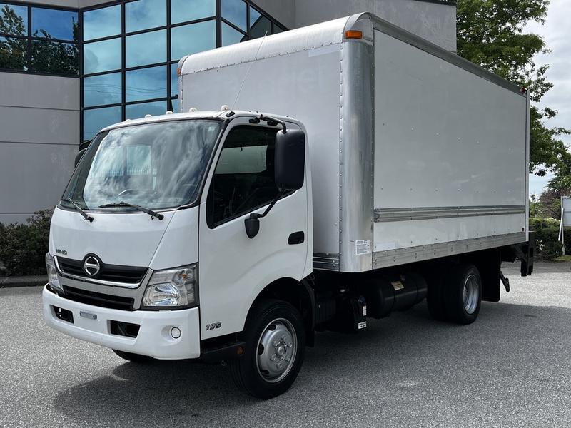 2018 Hino 195 16 Foot Cube Van with Power Tailgate display photo