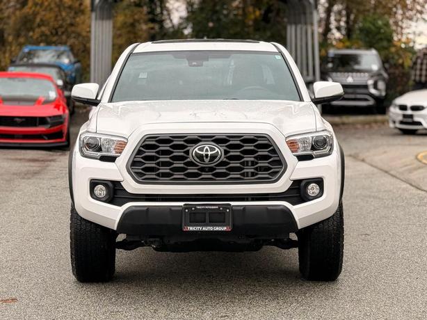 2023 Toyota Tacoma TRD Off-Road Premium - No Accidents, One Owner image 4