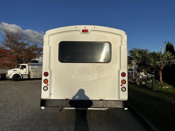 2017 Chevrolet Express G4500 22 Passenger with Wheelchair Ramp OFF ROAD USE ONLY image 8