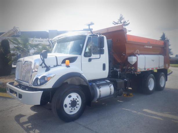 2016 International WorkStar 7500 Tandem Axle Dump Truck with Air Brakes Diesel image 1