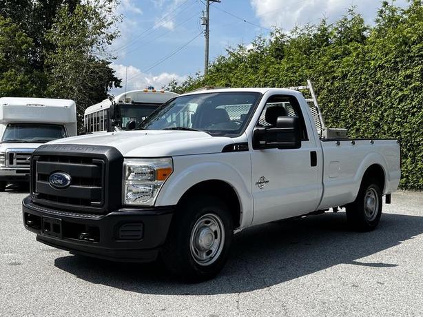2012 Ford F-250 XL Regular Cab 2WD Diesel with Power Tailgate image 5