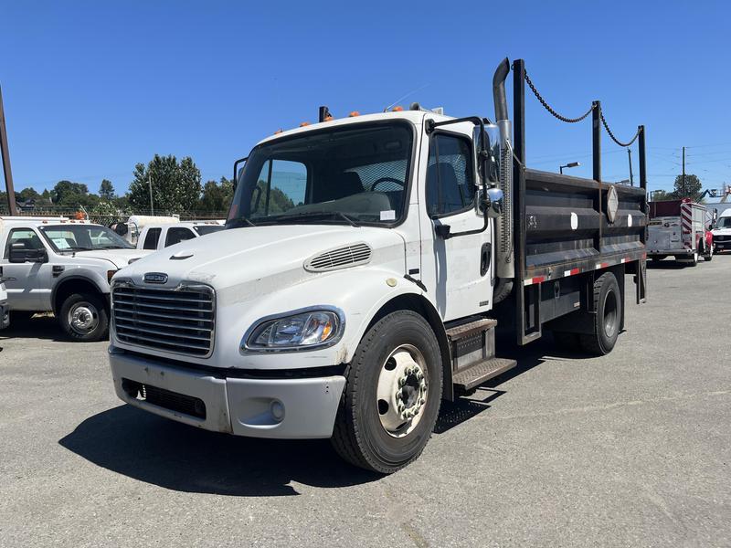 2007 Freightliner M2 106 15 Foot Flat Deck With Power Tailgate Diesel hydraulic  display photo