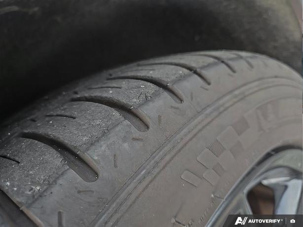 2013 MINI Cooper Hardtop | No Reported Accidents! image 7