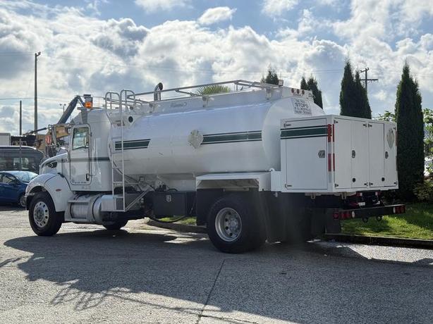 2015 Peterbilt 337 11,620 Litre Fuel Truck Diesel with Air Brakes image 7