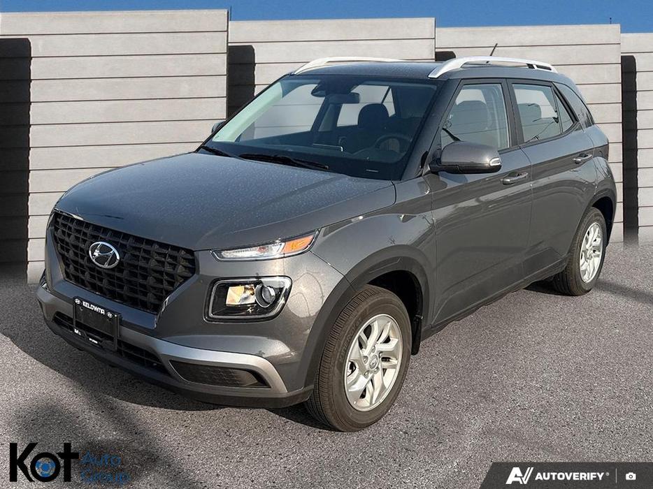 2025 Hyundai Venue Preferred LANE KEEP ASSIST! HEATED SEATS! BACKUP CAMERA! display photo