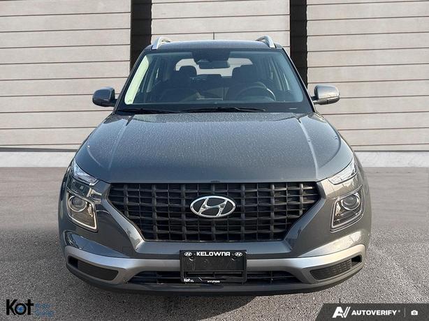 2025 Hyundai Venue Preferred LANE KEEP ASSIST! HEATED SEATS! BACKUP CAMERA! image 2