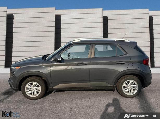 2025 Hyundai Venue Preferred LANE KEEP ASSIST! HEATED SEATS! BACKUP CAMERA! image 3