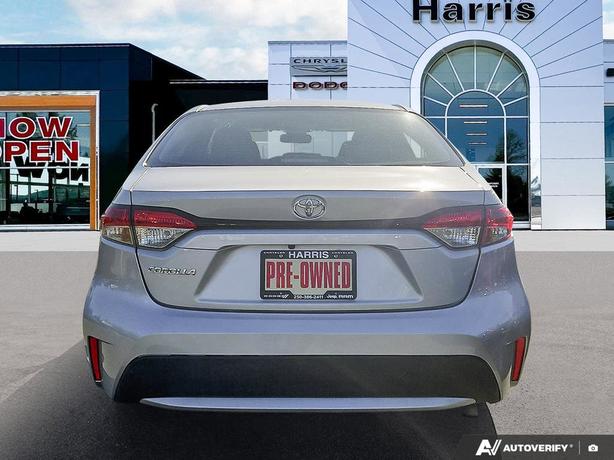 2022 Toyota Corolla L Manual | No Reported Accidents! image 5