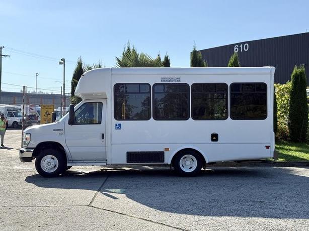 2016 Ford Econoline E350 8-Passenger Wheelchair Accessible Bus image 6