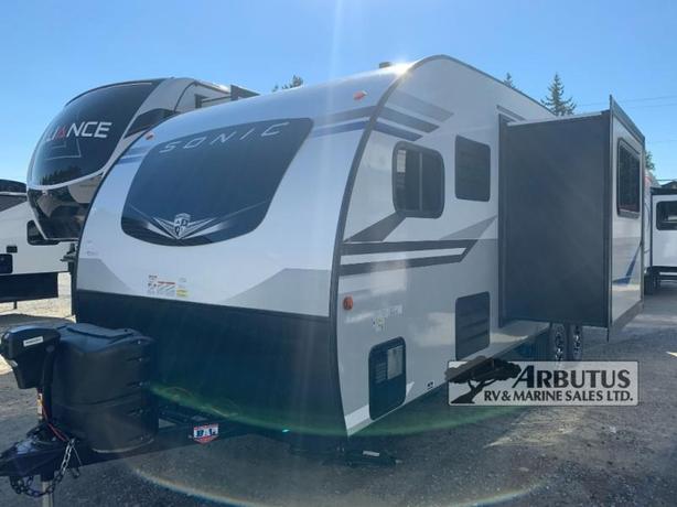 Used 2022 Venture RV Sonic SN241VFK image 2