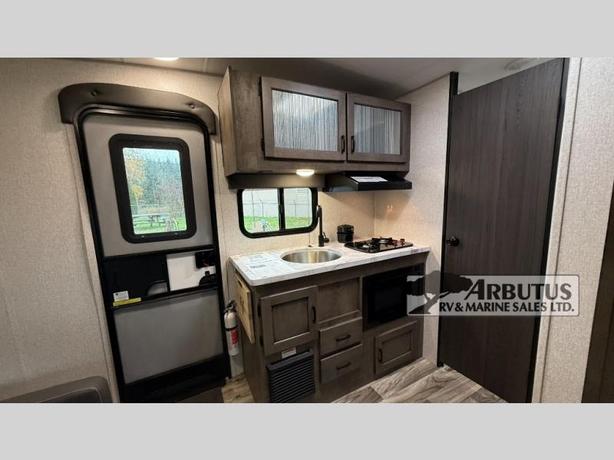 Used 2022 Venture RV Sonic Lite SL150VRB image 5