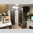 Used 2022 Venture RV Sonic Lite SL150VRB thumbnail image 6