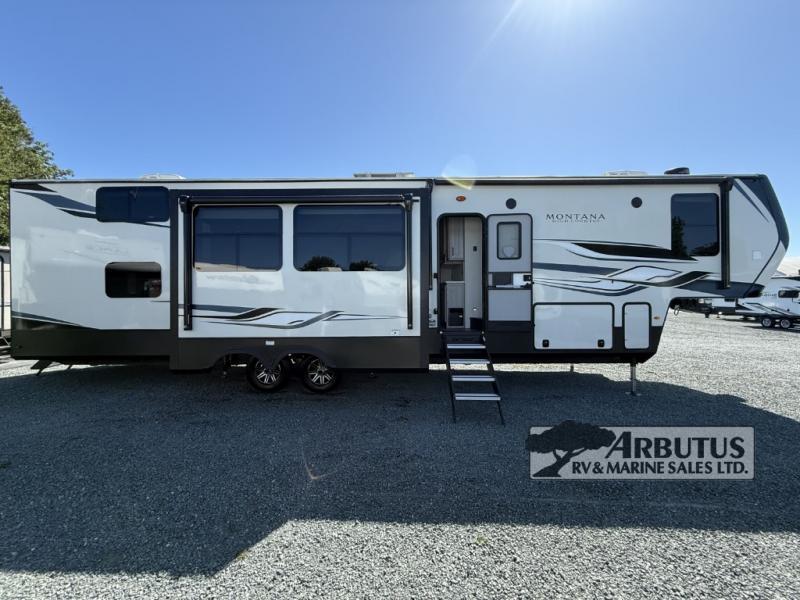 Used 2024 Keystone RV Montana High Country 381TB display photo