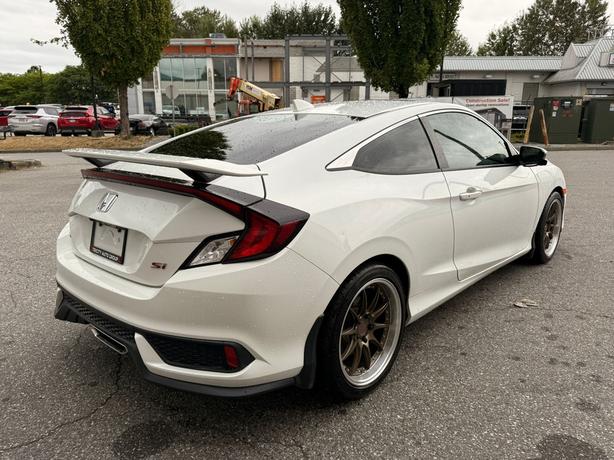 2017 Honda Civic Coupe Si - Manual Transmission, No Accidents, Sunroof image 6
