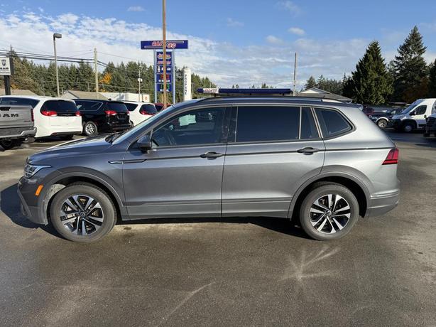 2022 Volkswagen Tiguan Trendline image 2