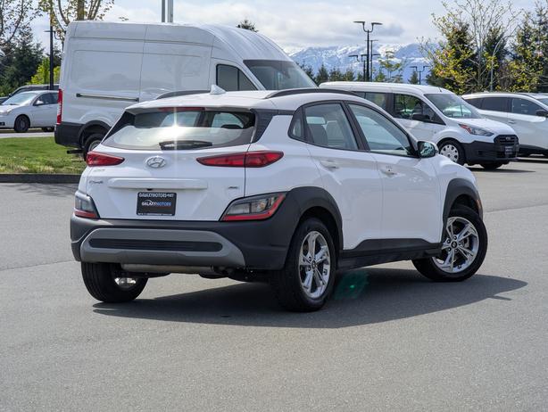 2023 Hyundai Kona Preferred - AWD, No Accidents, Heated Seats image 6