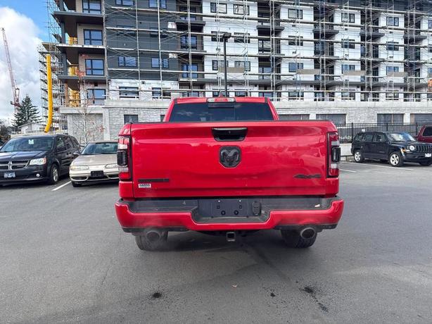 2023 RAM 1500 Big Horn 4x4 Crew Cab 5'7 Box | GPS Navigation | Heated Seats! image 5