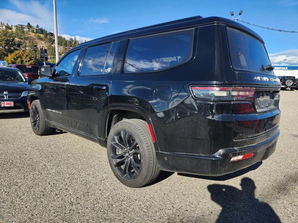 2023 Jeep Grand Wagoneer Series II Obsidian | 6.4L V8 | McIntosh Premium Audio S image 4