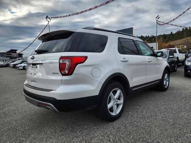 2017 Ford Explorer XLT | 3.5L V6 | 4WD | 2nd Set of Tires | Remote Keyless Entry image 3