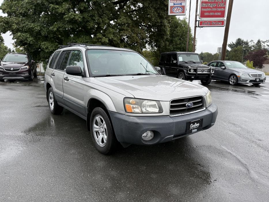 2005 Subaru Forester display photo