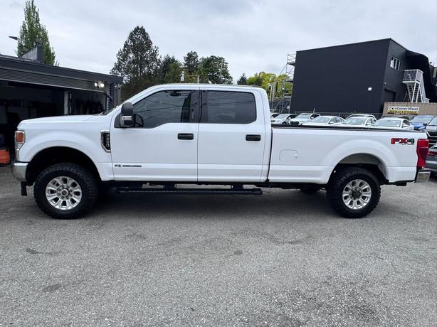 2021 Ford F-350 XLT - BlueTooth, Cruise Control, Air Conditioning image 8