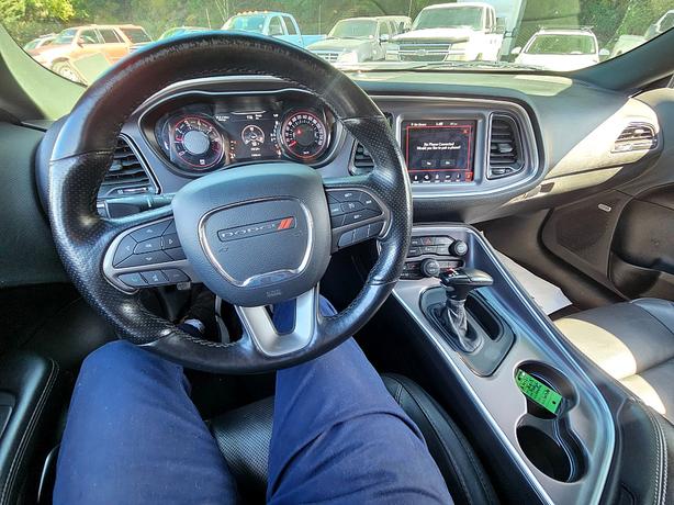 2019 Dodge  Challenger SXT Plus image 8