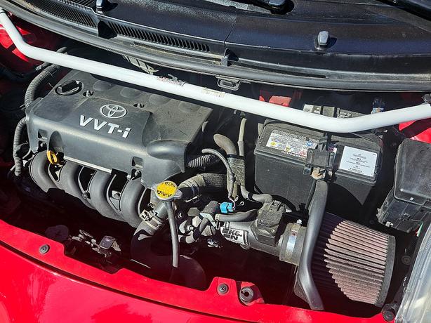 2010 Toyota  Yaris CE image 8