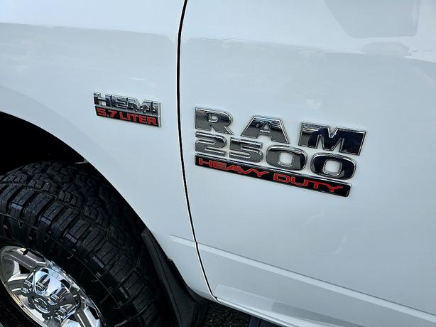 2014 Ram  2500 Tradesman image 7