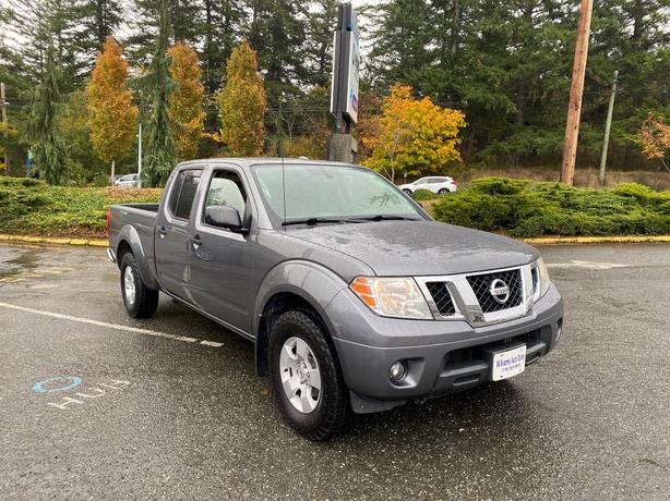 2018 Nissan  Frontier SV V6 image 3