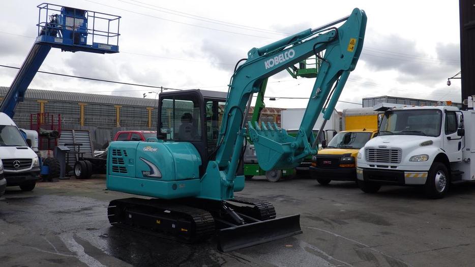 2015 Kobelco SK60-8 Mini Excavator Diesel display photo