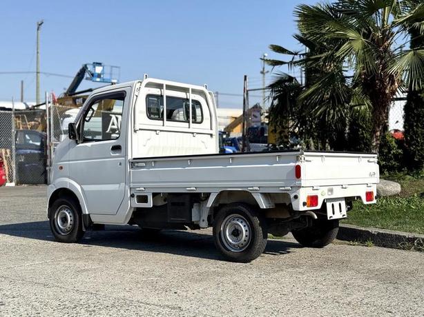 2008 Suzuki Carry JDM Right Hand Drive 4X4 Kei Truck image 7