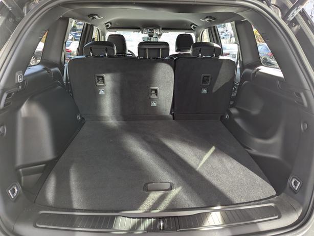 2024 Jeep Grand Cherokee Altitude - 4x4, Heated Seats, Remote Start image 8