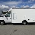 2004 Ford Econoline E-350 Super Duty 12 Foot Cube Van Mobile Office thumbnail image 2