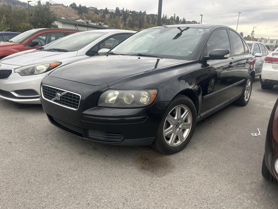 2006 Volvo S40 2.4l  AUTO, POWER SEATS, CRUISE CONTROL, AUTO LOCKS AND WINDOWS,  display photo