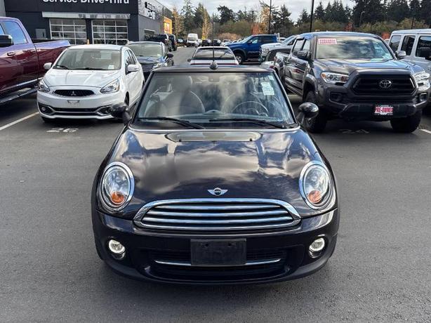 2015 MINI Convertible | Manual | Leather Seats! image 2