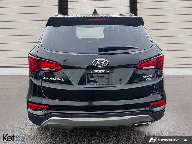 2018 Hyundai Santa Fe Sport SE ! LEATHER! BACKUP CAMERA! SUNROOF! POWER LIFTGATE image 5