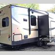 Used 2019 Keystone RV Cougar Half-Ton Series 29RKSWE thumbnail image 4