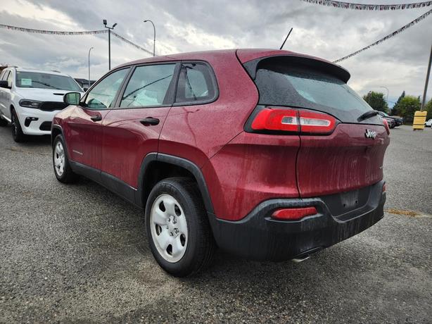 2016 Jeep Cherokee Sport | Remote Start | Heated Seats & Steering Wheel | Blueto image 4