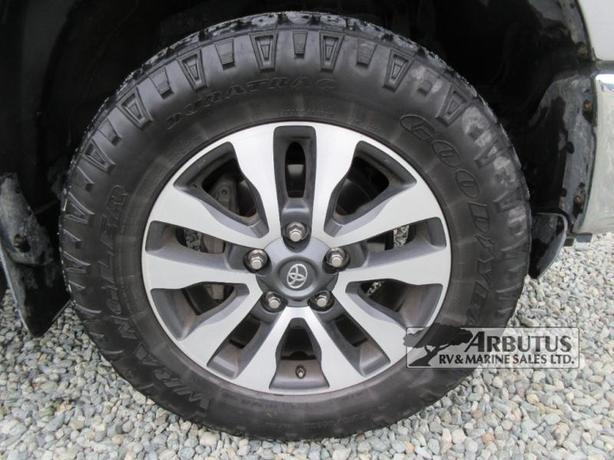 Used 2018 TOYOTA Tundra 5.7L V8 image 7
