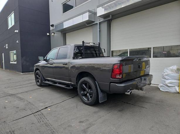 2020 RAM 1500 Classic Express 4x4 Crew Cab 5'7 Box | No Reported Accidents | One image 4