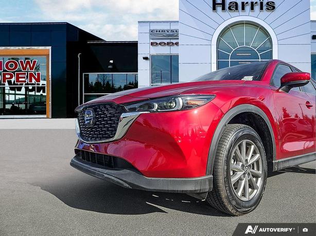 2025 Mazda CX-5 GS AWD | No Reported Accidents! image 8