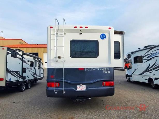Used 2010 Holiday Rambler Arista 32SBT image 5
